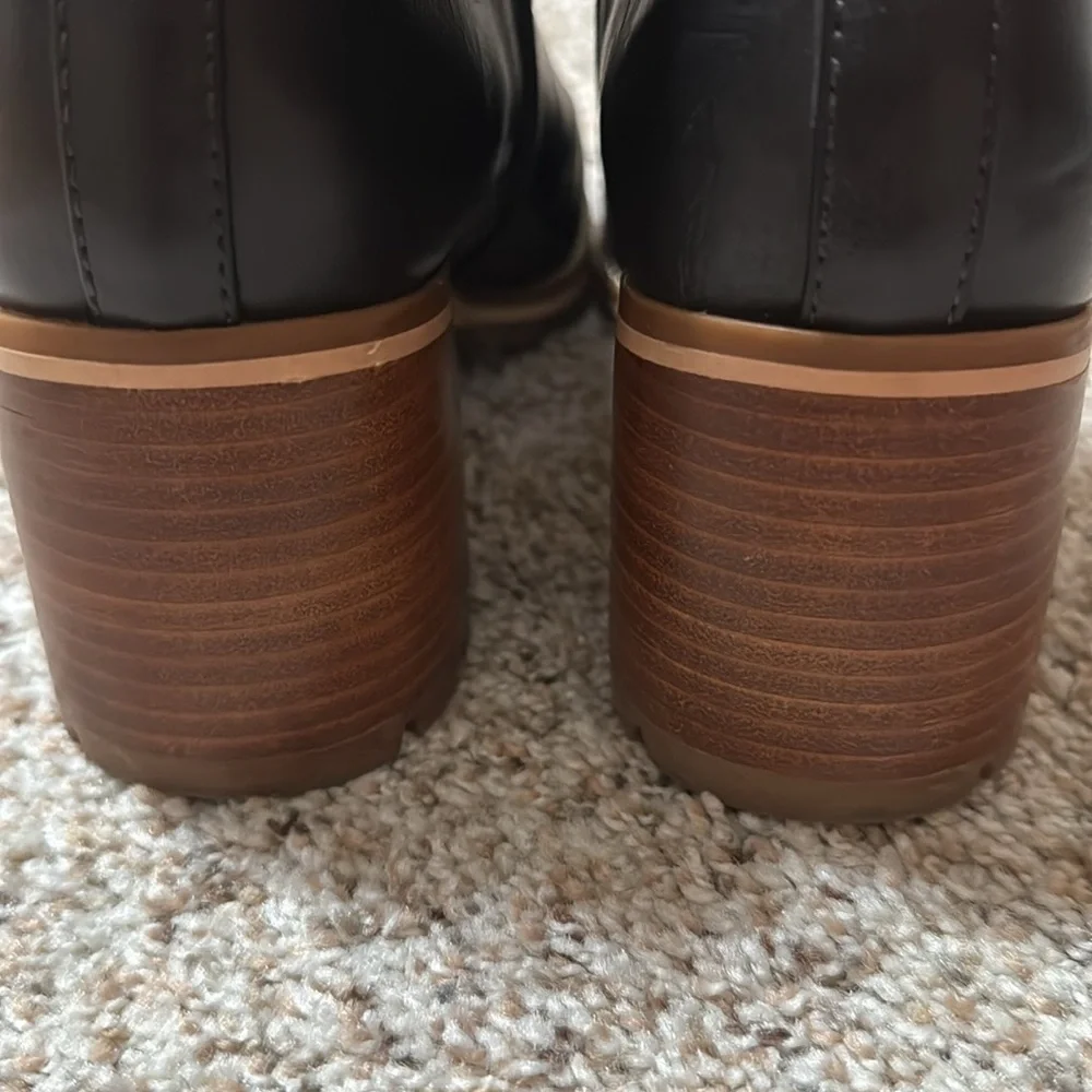 KORKS Black Leather Women's Voilet Bootie - Picture 5 of 8